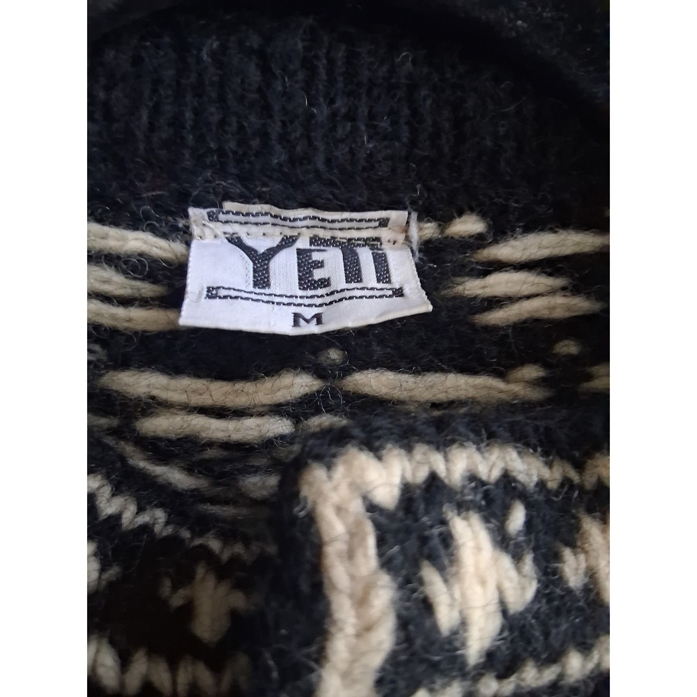 Yeti Mens 100% Wool Sweater Black Cream Fair Isle Henley Knit Made in Nepal M - Picture 5 of 7